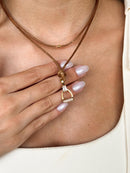 Colar Estribo-zircônia retangular