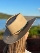 Bandinha de Chapéu- cascalho turqueza